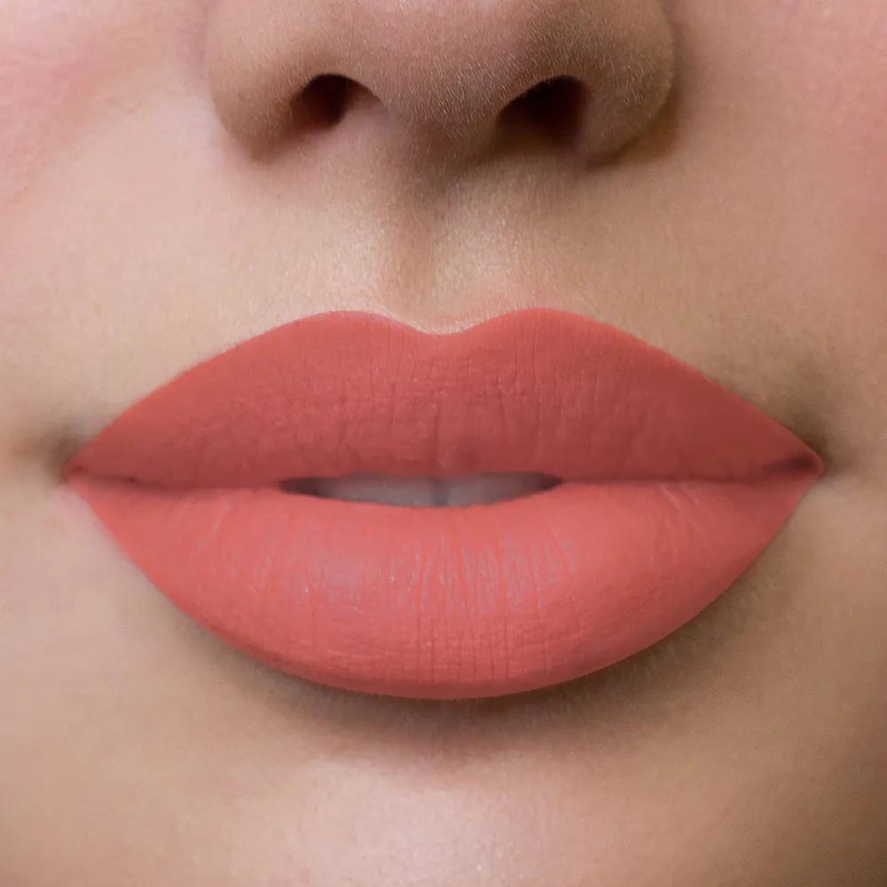 Vogue Labial Líquido Resist Tono Elegante x 3 ml.